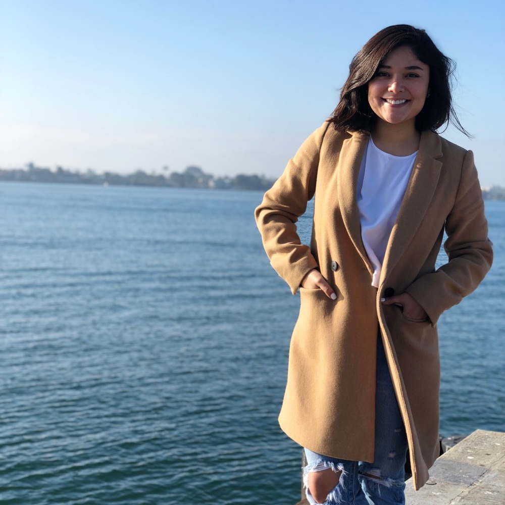 Meet your Posher, Stephany